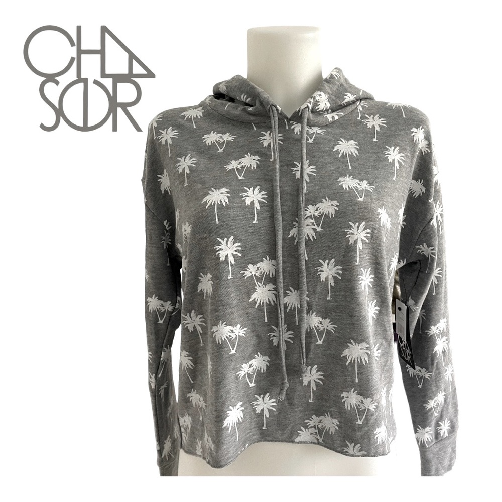 Chaser woman’s Hoodie. Sz M NWT